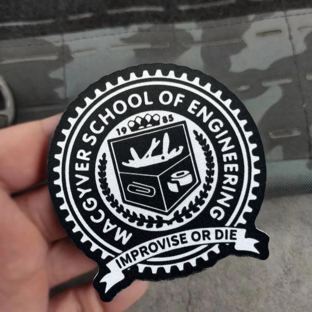 Macgyver School of Engineering - Urban Backpack Tactical のレビューと価格