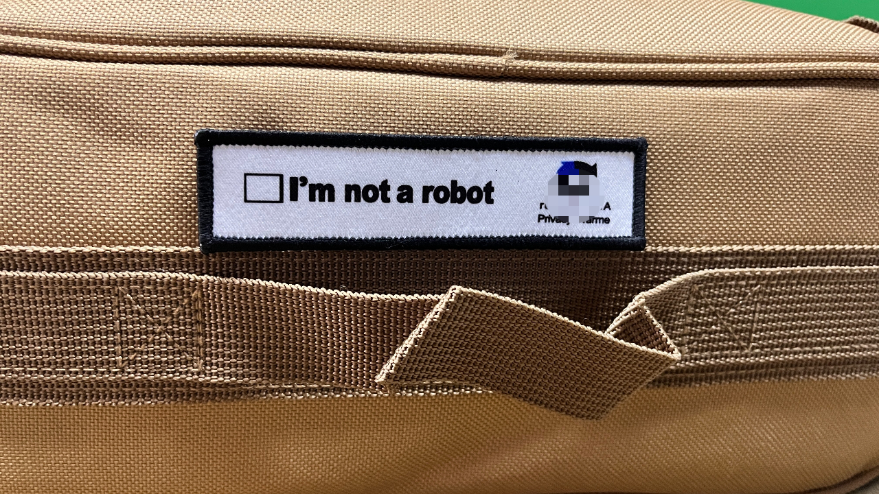 I'm Not A Robot Tactical Patch - Urban Backpack Tactical のレビューと価格
