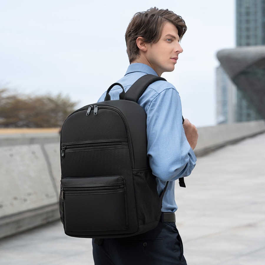 【New Arrival】Minimalist Black  - School Backpack Teen のレビューと価格